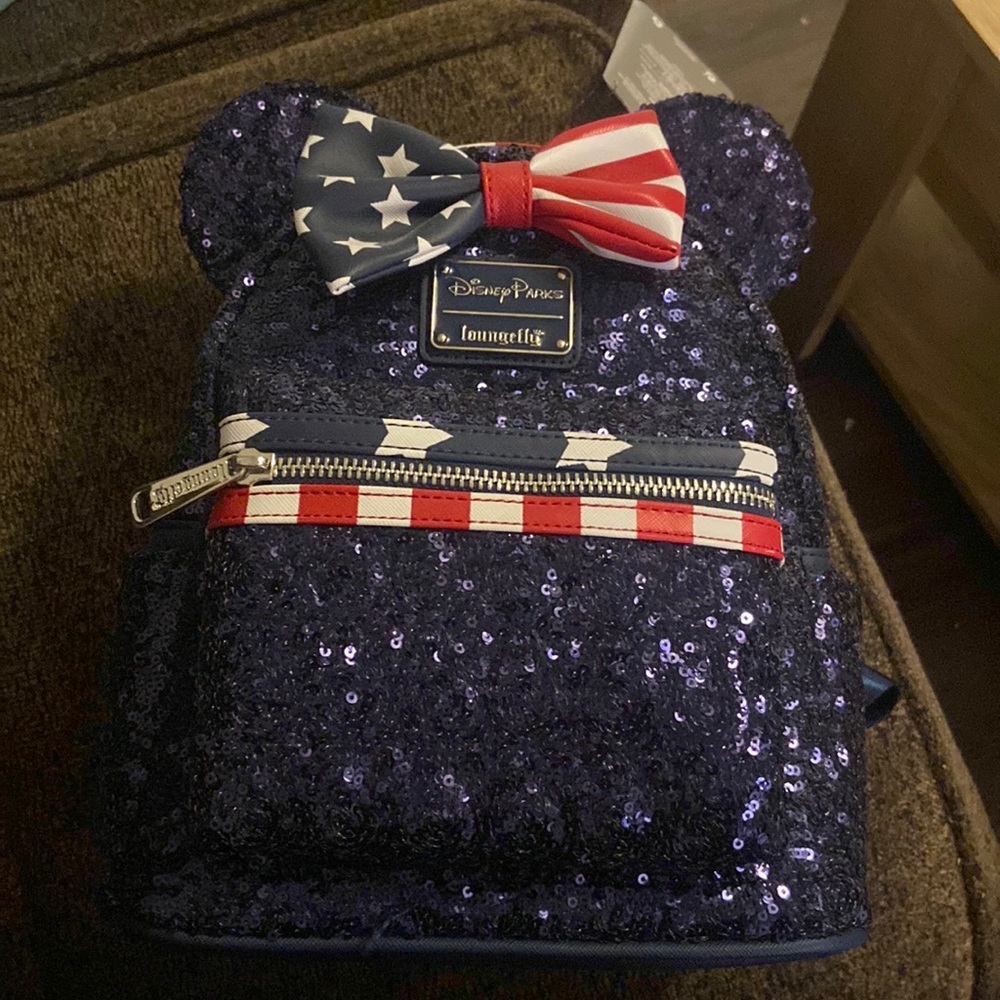 NWT sequin America Loungefly